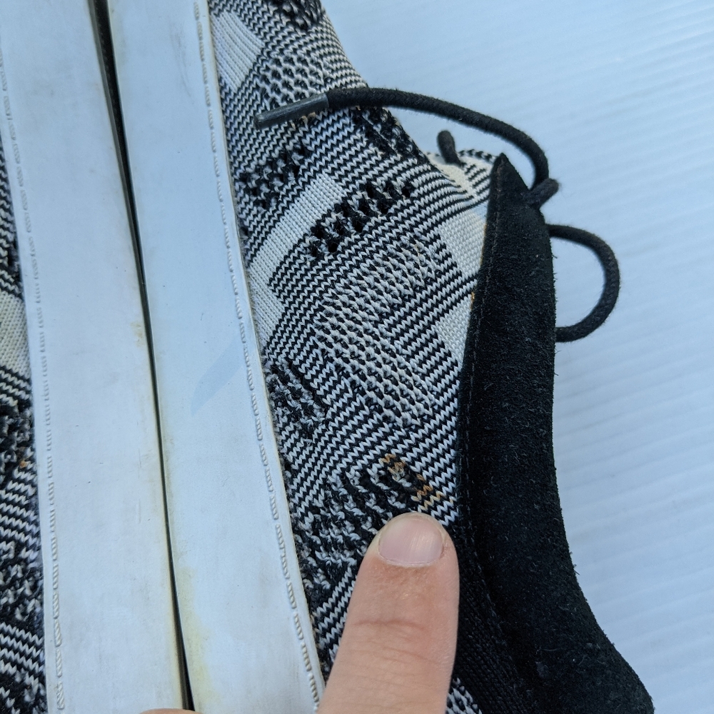 CLARKS Somerset "Glove Glitter" tribal canvas sneakers Size 9.5 Women's - Picture 3 of 13